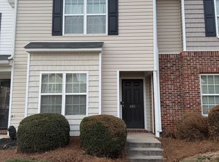 885 Federal Hall Ln, Kernersville, NC 27284