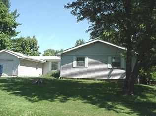 1104 Fremont St, Baldwin City, KS 66006