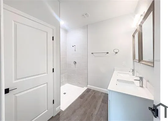 17355 Bly Ave — Photo 5