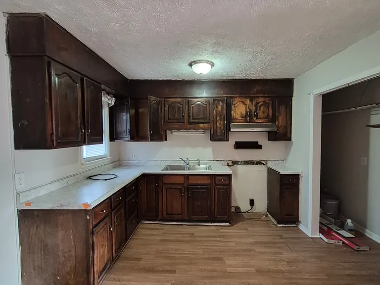 2031 Costello Dr — Photo 6
