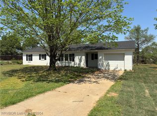 7205 Howard Hill Rd, Fort Smith, AR 72916