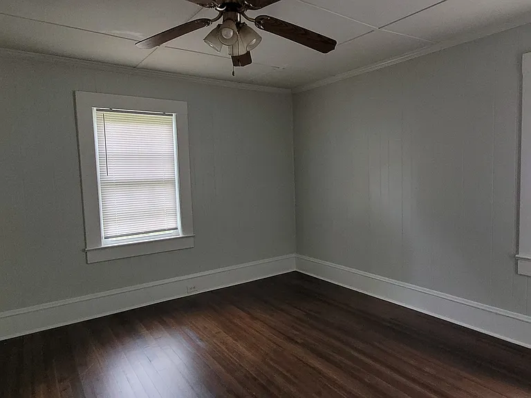 923 Rosewood Pl — Photo 5