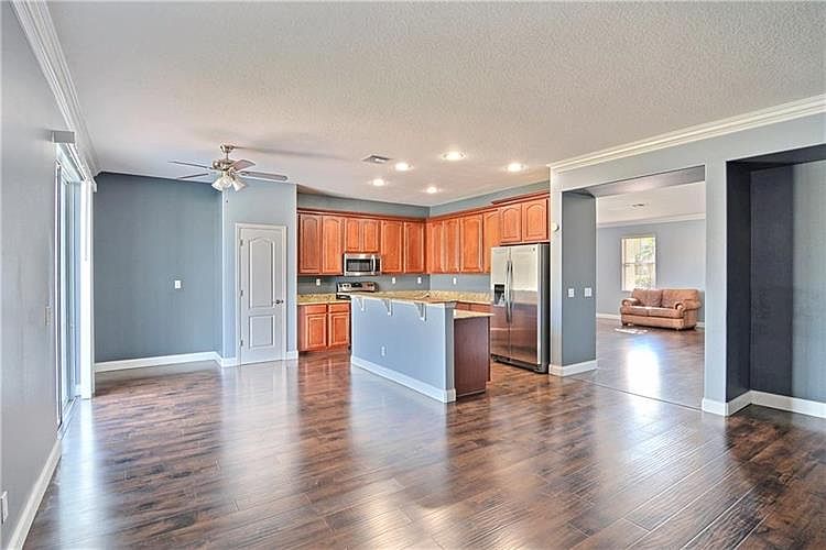 1st image of 5805 NW Allyse Dr