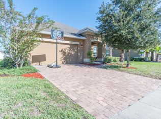 145 Bradford Lake Cir, Jacksonville, FL 32218