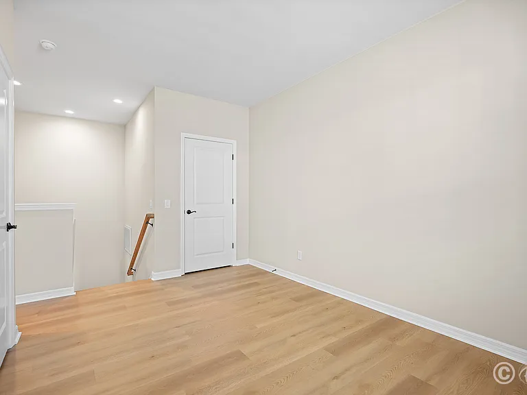 5605 Kingsley Corner Way — Photo 19