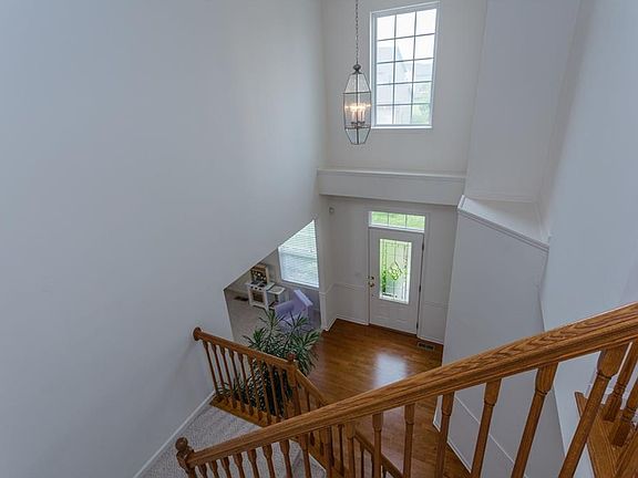 2nd image of 7809 Parkdale Dr