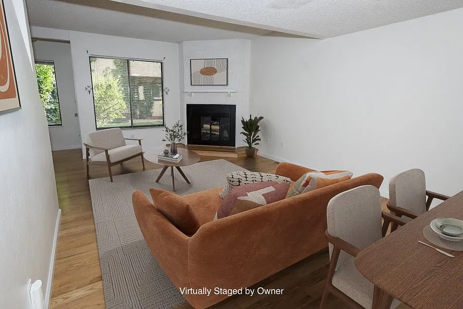 3 bed, 1350 sqft, $2,500 — Photo 2