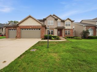 4110 W Annbriar Dr, Peoria, IL 61615