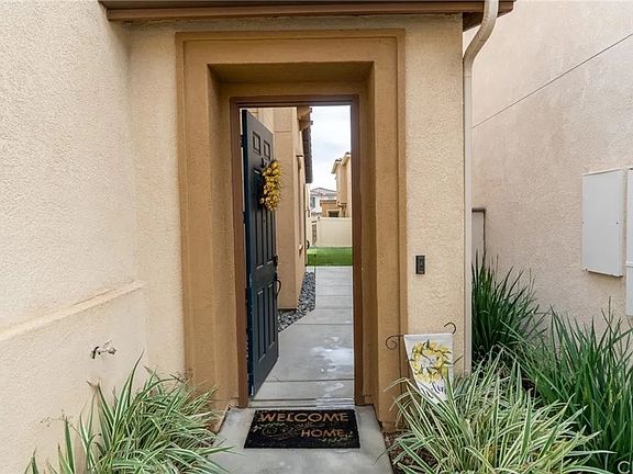 5th image of 41935 Zafra St