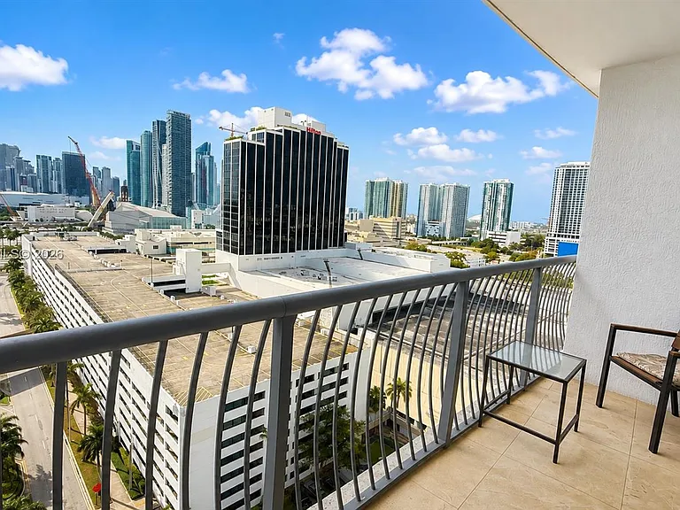 1750 N Bayshore Dr #1908 — Photo 7