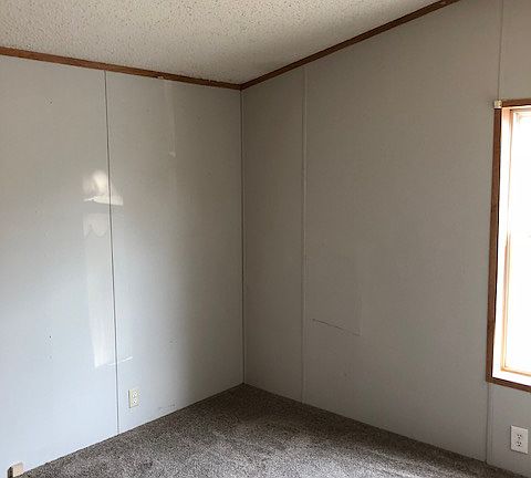 3rd image of 13568 Ridgewood Dr #11238437