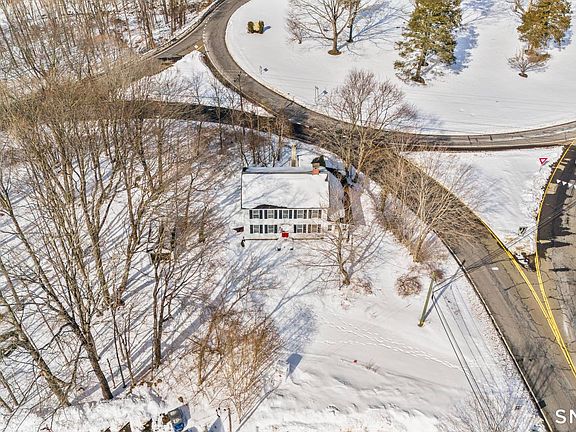 4th image of 1281 Durham Road