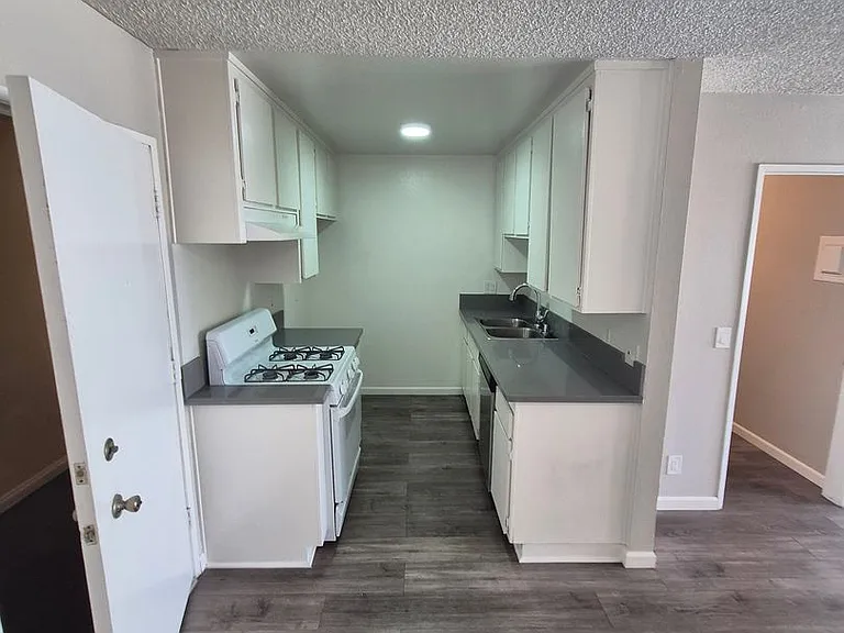 1130 W. San Bernardino Rd — Photo 42