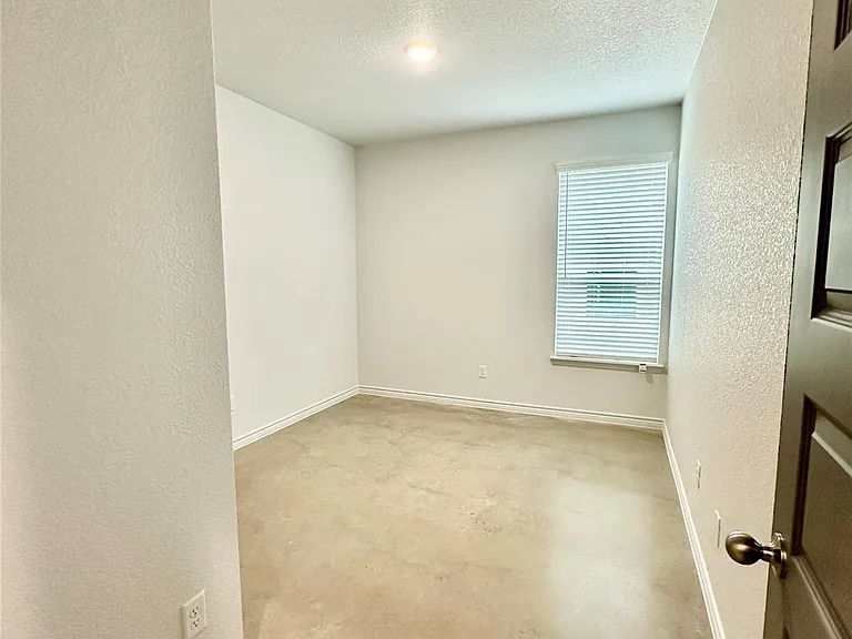 2321 Ocean Ave #B — Photo 11