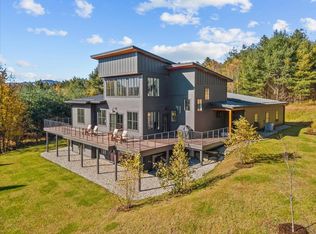 470 Sinclair Dr, Stowe, VT 05672