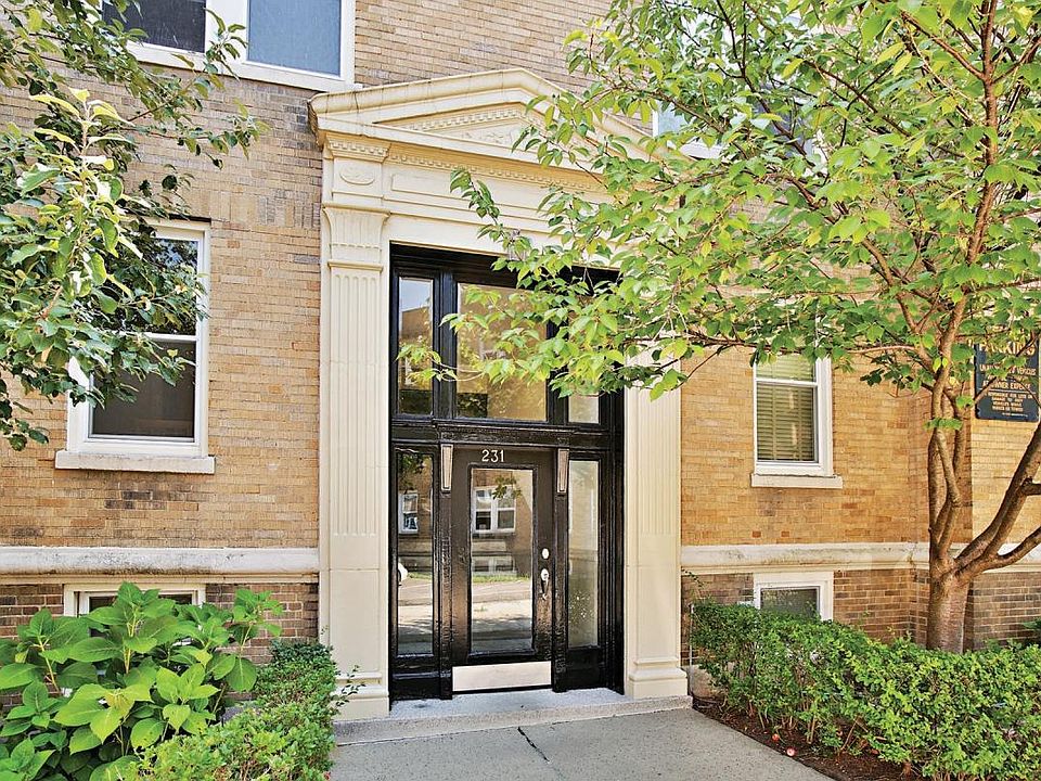 231 Freeman Exterior