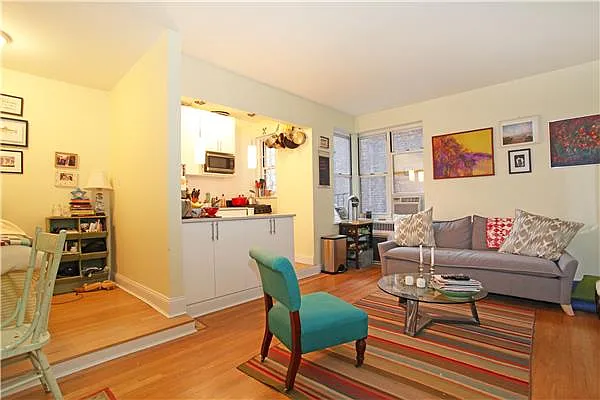 Rented by Metropolitan Res. Partners | media 52