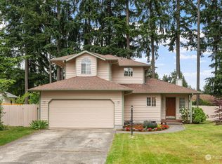 8935 SE Wendy Dr, Olympia, WA