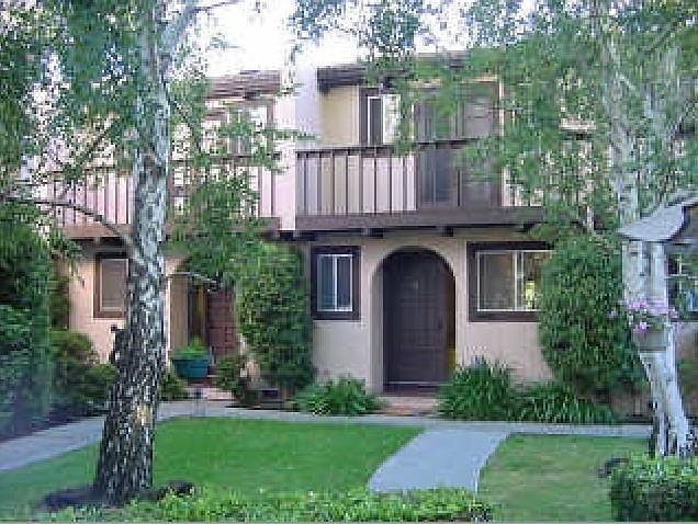 1st image of 413 Oak Ave #413