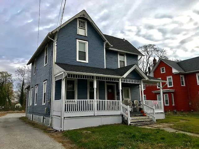 46 Delsea Dr N — Photo 2