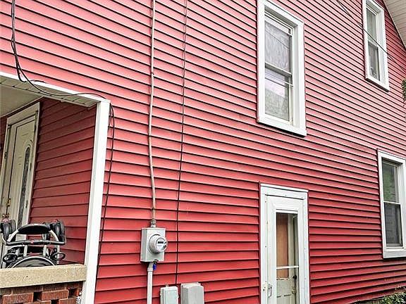 3rd image of 2016 Logan Ave