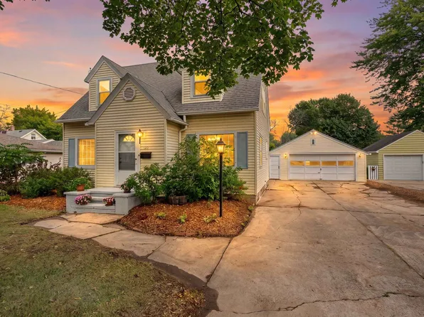 117 S Lincoln St, Kimberly, WI 54136