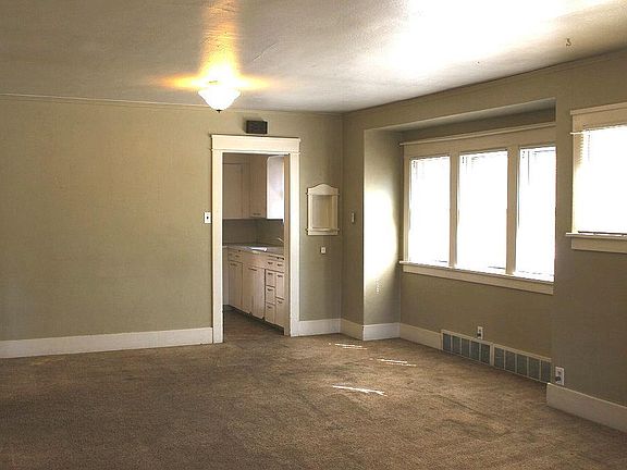 3rd image of 1912 8th Ave #A