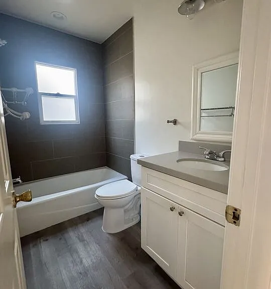 133 S Crescent Dr #7 — Photo 12