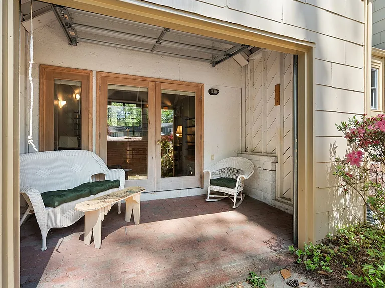 200 Purefoy Rd — Photo 10