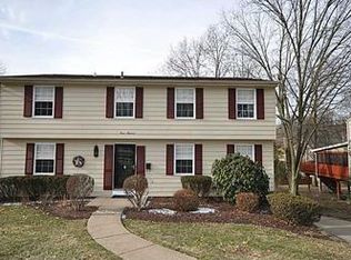 300 Challen Dr, Pittsburgh, PA 15236