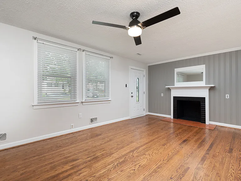 10308 Rycove Ln — Photo 5