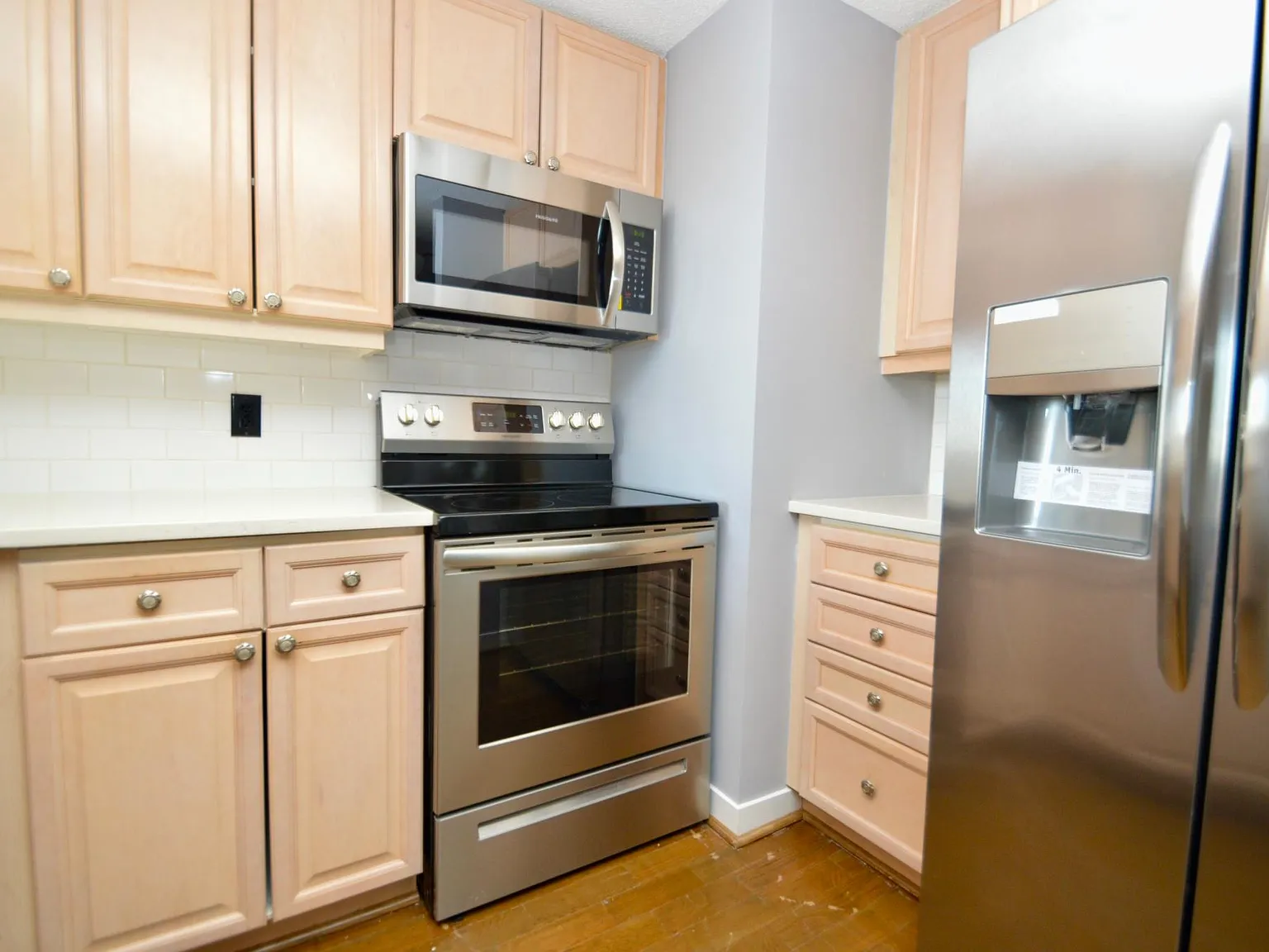2 bed, 973 sqft, $2,000 — Photo 4
