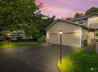 1222 7th St SE APT S, Puyallup, WA 98372