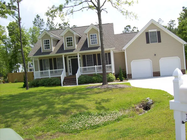 109 Crump Woods Dr, New Bern, NC 28562