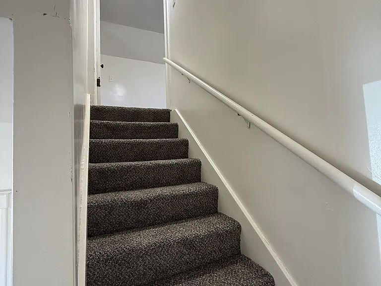 1420 Francis St #1 — Photo 6