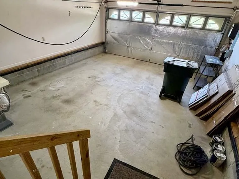 1233 Timber Valley Dr — Photo 3