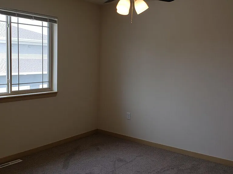 6014 Driscoll Dr — Photo 7