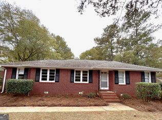 165 Pineview Dr, Athens, GA 30606