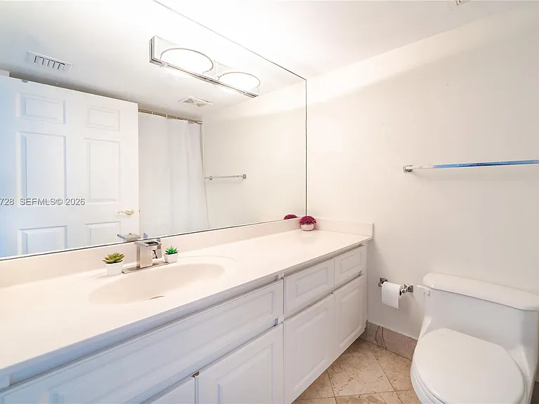 6301 Collins Ave #2802 — Photo 6