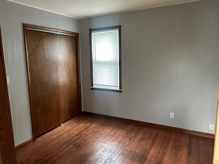 27557 Eureka Rd — Photo 7