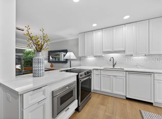 68 Plantation Dr APT 212, Hilton Head Island, SC 29928