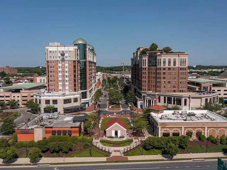 Crosswinds at Annapolis Towne Center — Photo 20