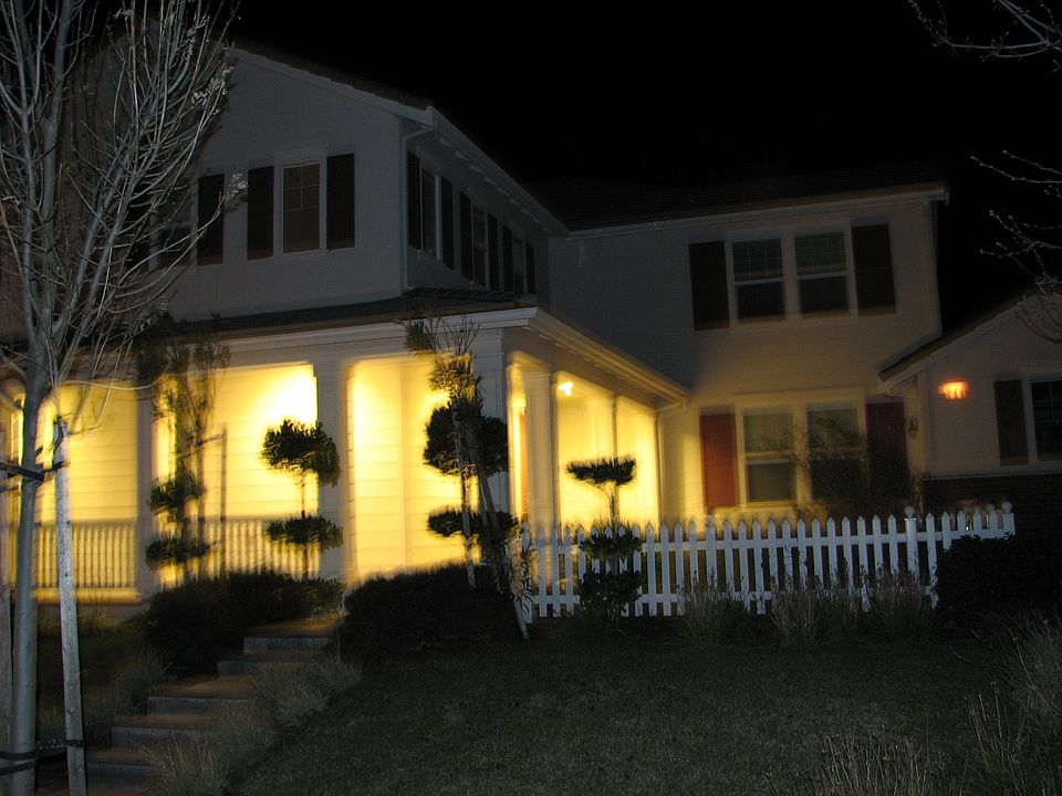 1st image of 756 S Escuela Dr