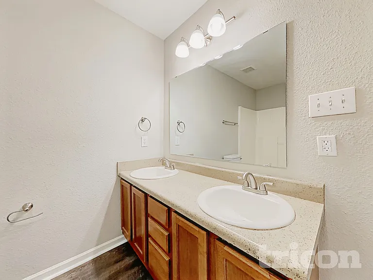 11157 Fall Dr — Photo 9