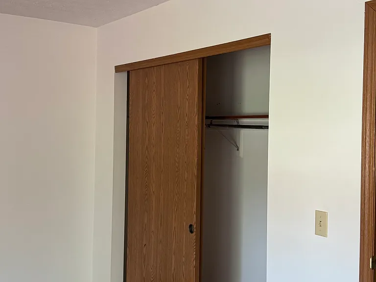 1387 Orchard Park Dr — Photo 6