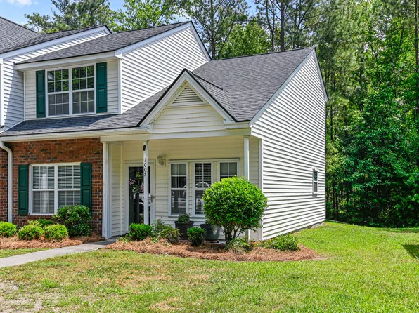 1005 Pine Bluff Dr, Summerville, SC 29483