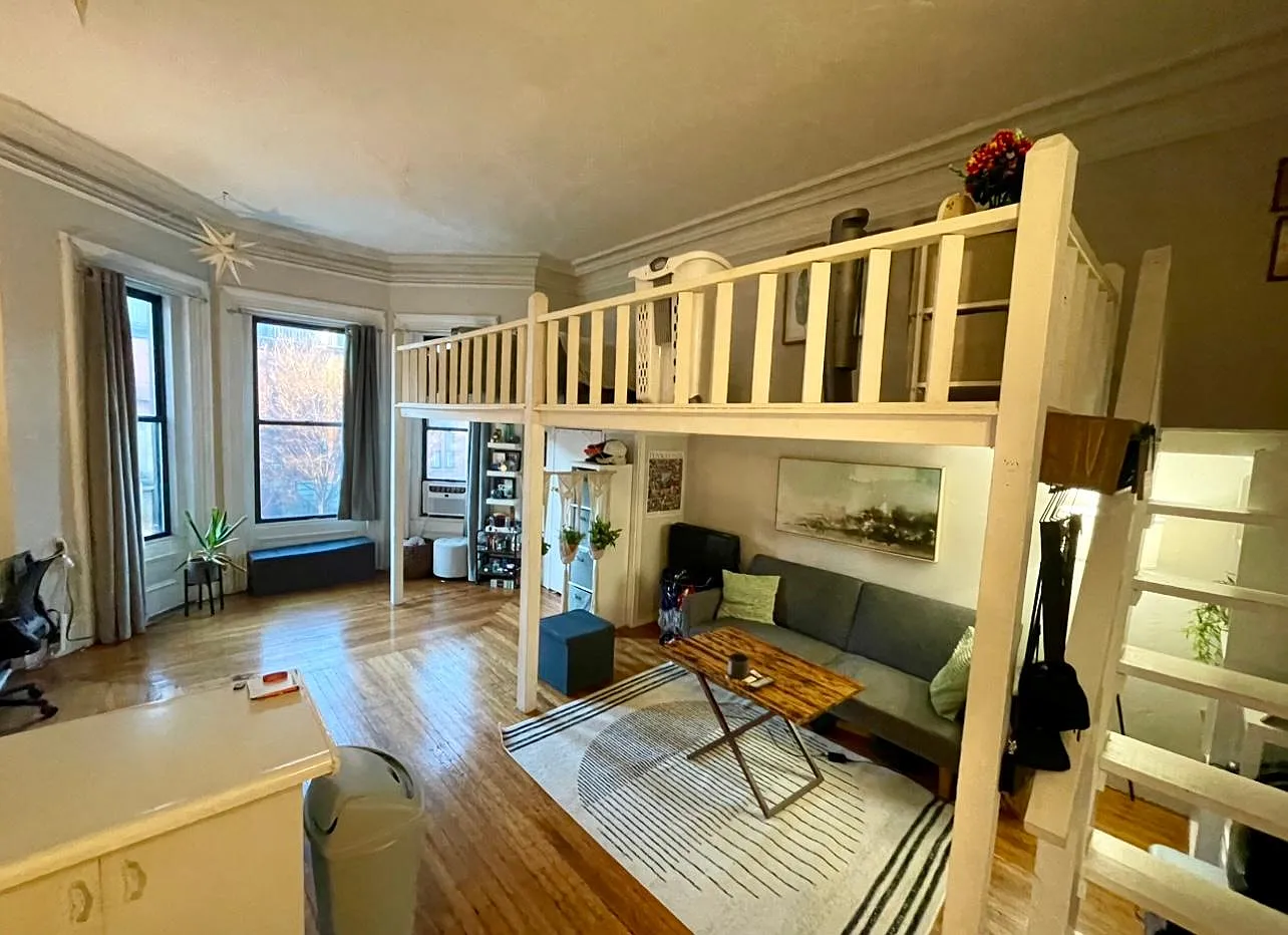 Studio, 475 sqft, $2,200 — Photo 1
