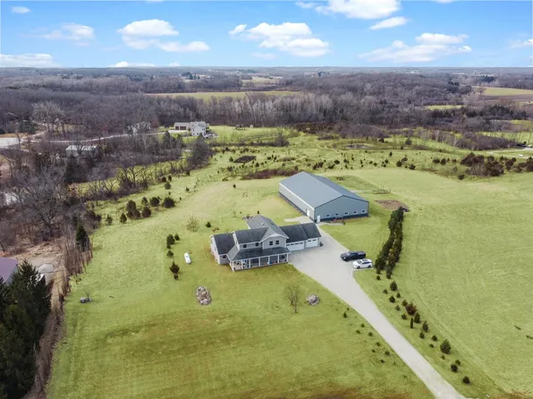 28429 Mt Tom ROAD, Burlington, WI 53105