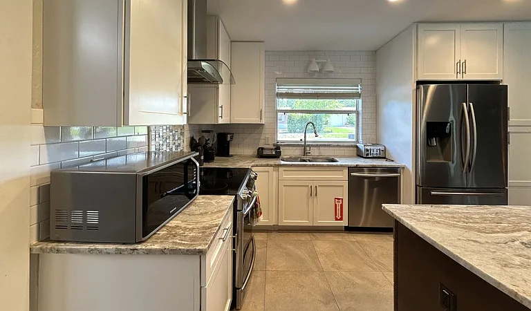 2500 11th Ave SW — Photo 7