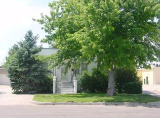215 E 11th St, Goodland, KS 67735